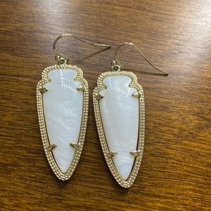 Kendra Scott white sky (small) earrings